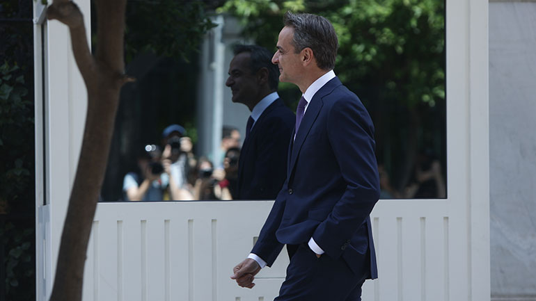 Bloomberg: Οι πρώτες οικονομικές προκλήσεις για τη νέα κυβέρνηση