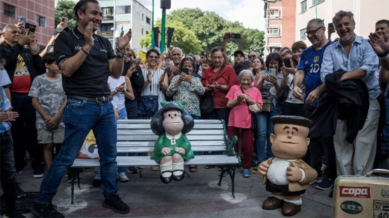 Τα αποκαλυπτήρια αγάλματος της Μαφάλντα έγιναν στο Καράκας