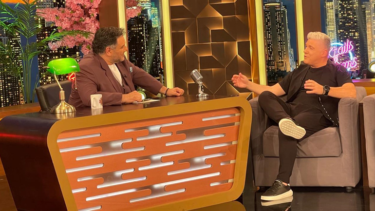 Δημήτρης Γιώτης στο «The 2Night Show»: Το σοβαρό πρόβλημα υγείας και η μεγάλη του επιτυχία που παραλίγο να τραγουδήσει ο Κιάμος! Δημήτρης Γιώτης στο «The 2Night Show»: Το σοβαρό πρόβλημα υγείας και η μεγάλη του επιτυχία που παραλίγο να τραγουδήσει ο Κιάμος!