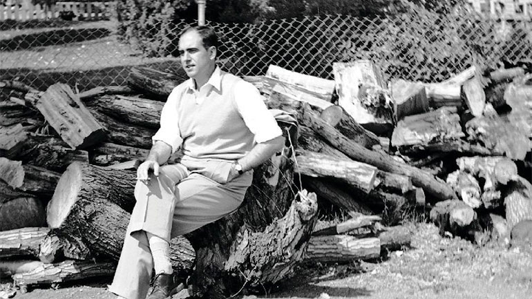 Ανδρέας Παπανδρέου: «Δεν μετανιώνω για ό,τι κι αν έζησα γι’ αυτό αποφασίζω να σ’ τα διηγηθώ»