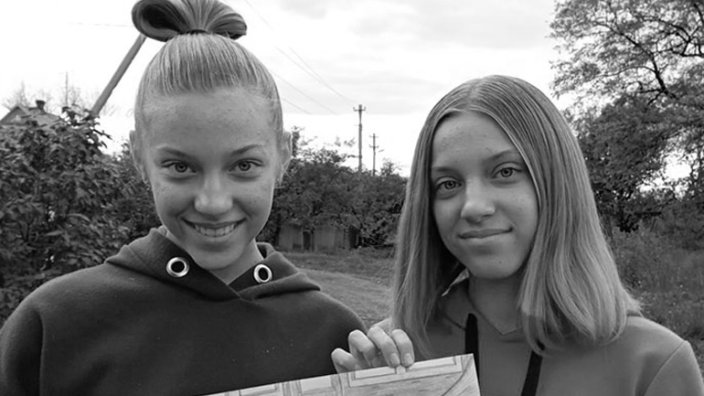 Ουκρανία: Δύο 14χρονες δίδυμες αδελφές ανάμεσα στους 11 νεκρούς της ρωσικής επίθεσης στο Κραματόρσκ