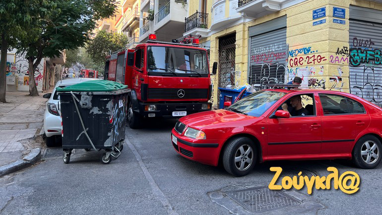 Υπό έλεγχο η φωτιά σε διαμέρισμα στα Εξάρχεια