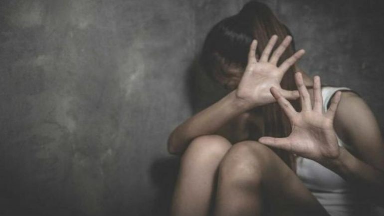 Θύμα βιασμού καταγγέλλει ότι έπεσε 20χρονη Ιρλανδή στη Ρόδο