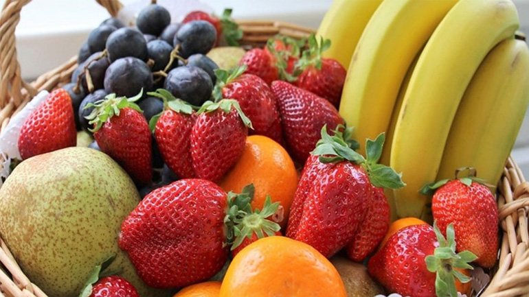 Τα φρούτα που «καίνε» το λίπος