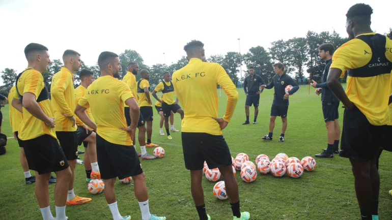 ΑΕΚ: Η «πρώτη» στην Ολλανδία και τα σενάρια για Αραούχο