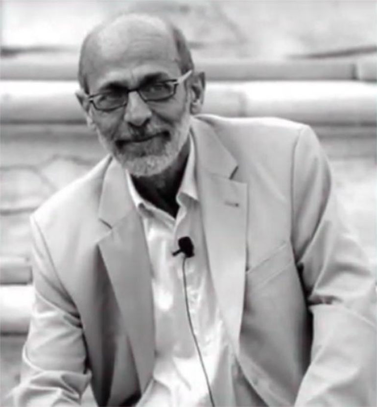 Μανόλης Κορρές