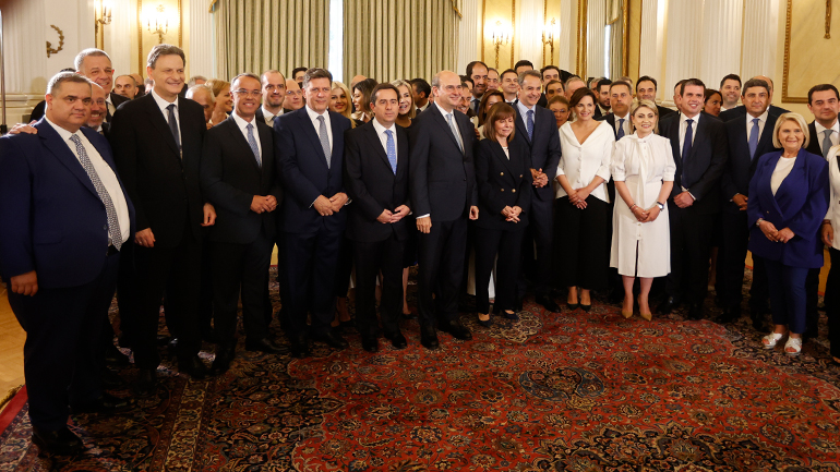 Συνεδριάζει στις 11 το πρώτο υπoυργικό συμβούλιο