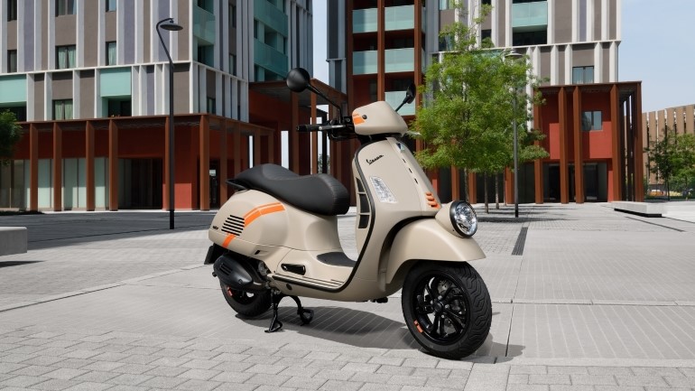 Η νέα Vespa Gtv πιο σπορ από ποτέ!