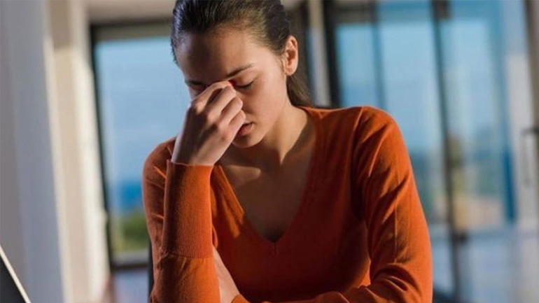 Πώς θα προστατεύσετε τα μάτια σας από τις οθόνες