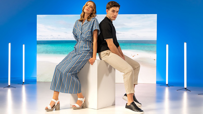 Μια συλλογή που φέρνει Καλοκαίρι στο στυλ μας Μια συλλογή που φέρνει Καλοκαίρι στο στυλ μας