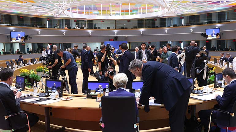 Ολοκληρώθηκε η δεύτερη ημέρα των εργασιών του Ευρωπαϊκού Συμβουλίου – Xωρίς συμπεράσματα για το μεταναστευτικό