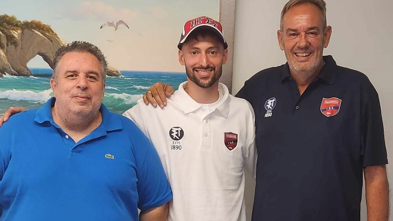 Πανιώνιος: Ανακοίνωσε την απόκτηση του Νίκου Γκίκα