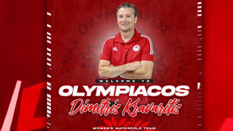 Ο Κραβαρίτης στον πάγκο της ομάδας πόλο γυναικών του Ολυμπιακού