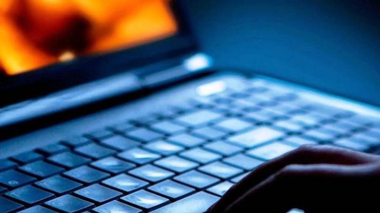 Θεσσαλονίκη: Διακινούν πορνογραφικό υλικό με προφίλ – κλώνους στο διαδίκτυο