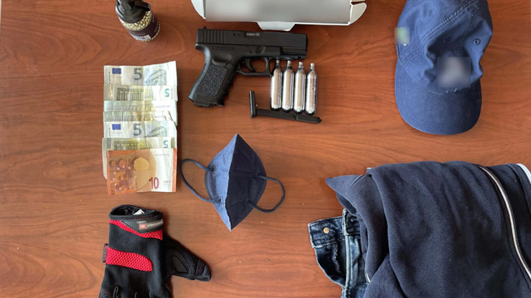 Χειροπέδες σε 42χρονο που είχε ληστέψει τρία καταστήματα στην Καλαμαριά