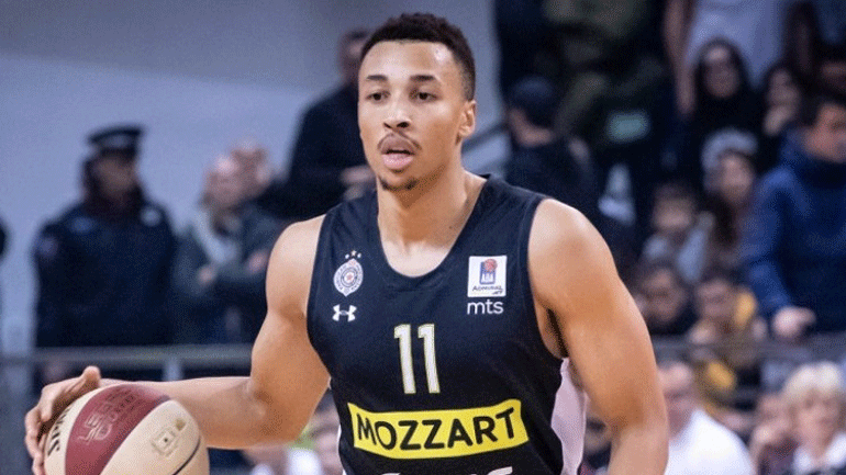 Επιστρέφει στο ΝΒΑ για τους Μάβερικς ο Έξουμ