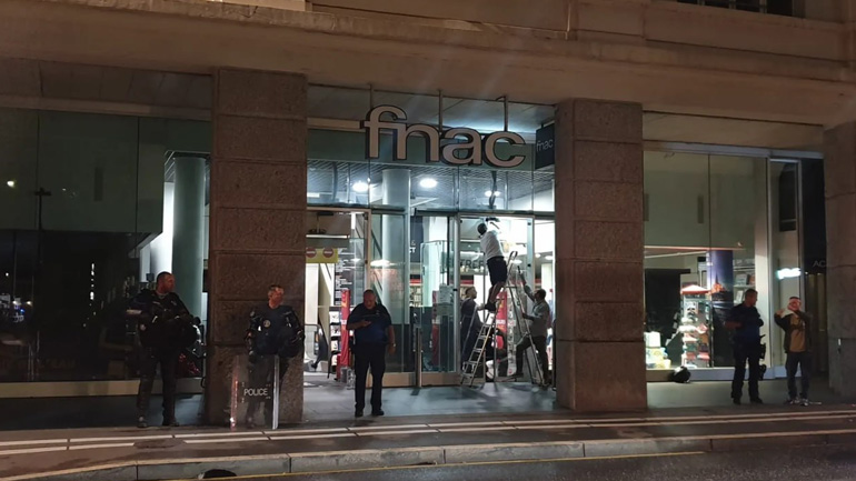 Επτά συλλήψεις κατά τη διάρκεια ταραχών στην Ελβετία