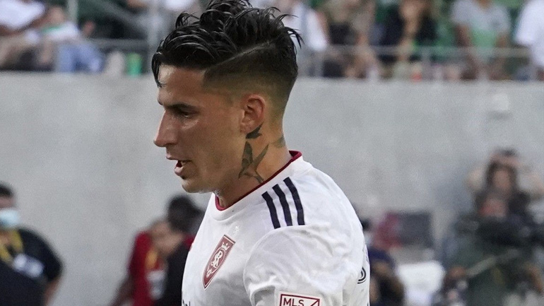 Άρης: Ερχεται και υπογράφει ο Μενέντεζ, σειρά παίρνει ο Τζούρασεκ