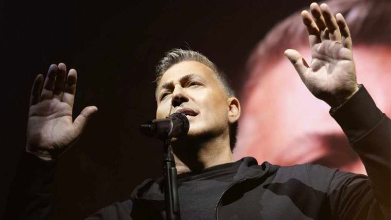 «Βάλε λίγο μυαλό»: Κυκλοφόρησε το νέο τραγούδι του Νίκου Μακρόπουλου