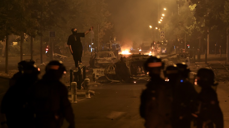 Γαλλία: Ζημιές άνω του 1 δισ. ευρώ για τις επιχειρήσεις λόγω των διαδηλώσεων