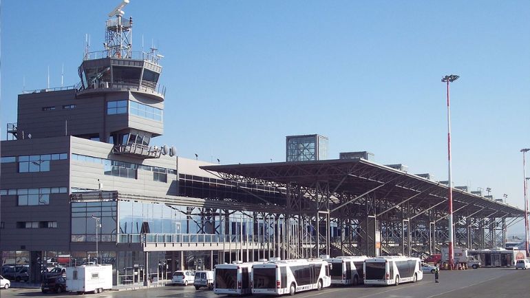 Θεσσαλονίκη: Συνελήφθη 61χρονη διωκόμενη στο αεροδρόμιο «Μακεδονία»