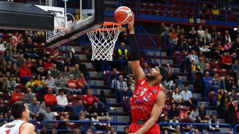 EuroLeague: Στη Βαλένθια για δύο χρόνια ο Μπράντον Ντέιβις