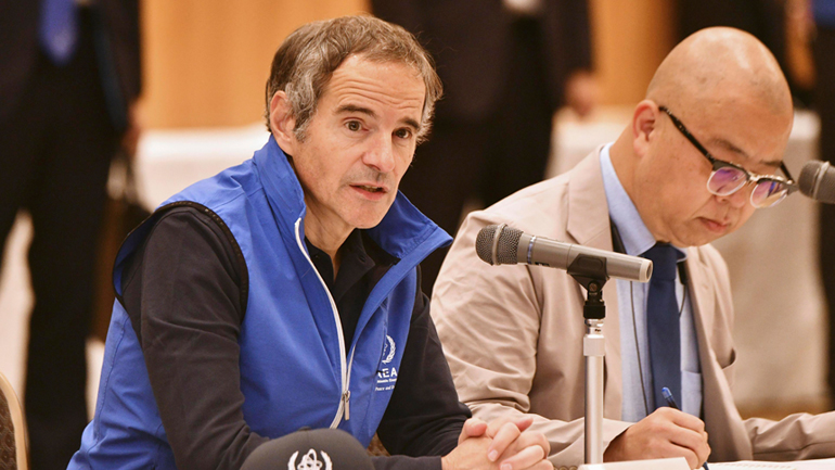 Ο επικεφαλής του ΔΟΑΕ Ραφαέλ Γκρόσι συναντήθηκε με κατοίκους της Φουκουσίμα