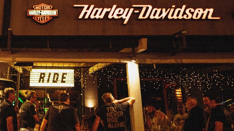 Ride Bar – ‘Ενα μπαρ φτιαγμένο για τους λάτρεις της μοτοσυκλέτας