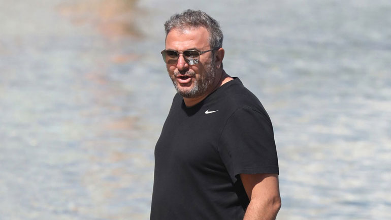 Αντώνης Ρέμος για τις παραβάσεις στη Μύκονο: «Να αποδοθούν σε όλους ευθύνες»