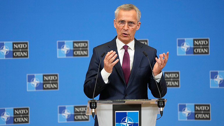 Στόλτενμπεργκ: «Εποικοδομητική» η τετραμερής για την ένταξη της Σουηδίας στο ΝΑΤΟ Στόλτενμπεργκ: «Εποικοδομητική» η τετραμερής για την ένταξη της Σουηδίας στο ΝΑΤΟ