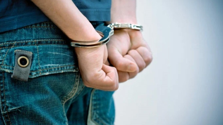 Συνελήφθη 33χρονος για απόπειρα ανθρωποκτονίας – Διαπληκτίστηκε με 57χρονο και τον παρέσυρε με το ΙΧ του