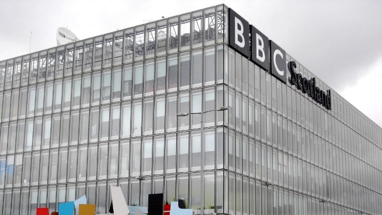 Συρία: Το συριακό καθεστώς ανακάλεσε τις διαπιστεύσεις ανταποκριτών του BBC 