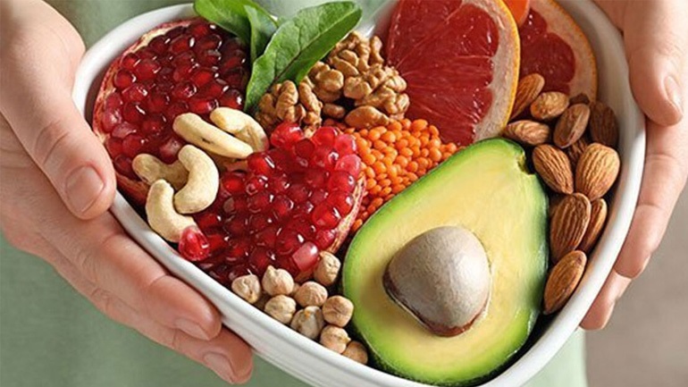 Έξι κατηγορίες τροφίμων «κλειδί» για μικρότερο κίνδυνο καρδιαγγειακής νόσου