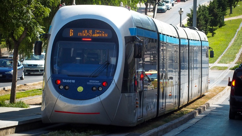 Σε ισχύ από σήμερα το θερινό πρόγραμμα δρομολογίων μετρό και τραμ