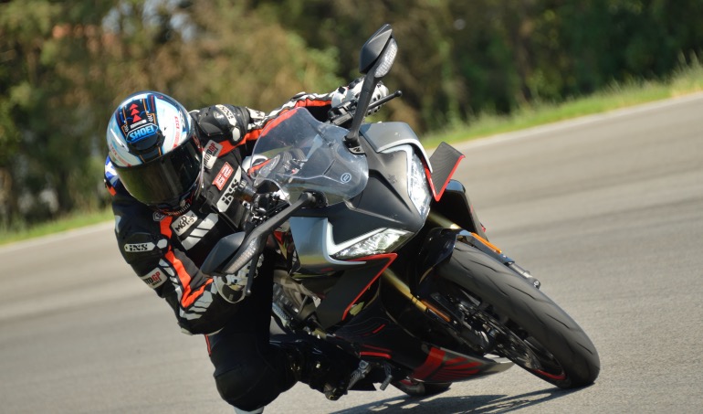 test ride CFMOTO 450 SR