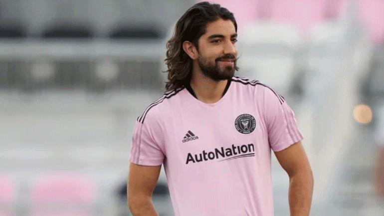 «Υπογράφει στην ΑΕΚ ο Πισάρο»