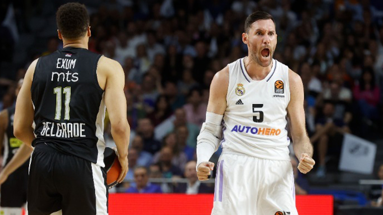 Ανανέωσε με τη Ρεάλ ο Ρούντι Φερνάντεθ