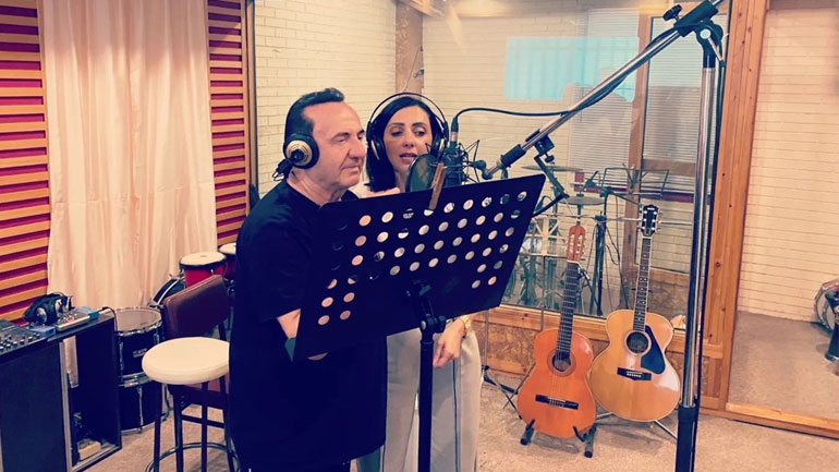 Λευτέρης Πανταζής-Evgenia: Συνεργασία σε τραγούδι-έκπληξη