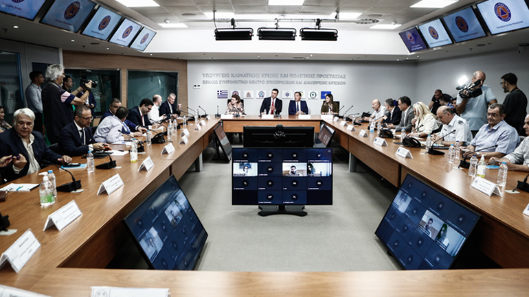 Ευρεία σύσκεψη για τον επερχόμενο καύσωνα, στο υπουργείο Κλιματικής Κρίσης και Πολιτικής Προστασίας