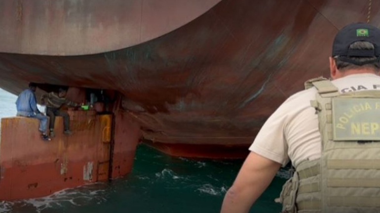 Βραζιλία: Κρυμμένοι στο πηδάλιο φορτηγού πλοίου, τέσσερις μετανάστες περάσαν 13 μέρες στη θάλασσα