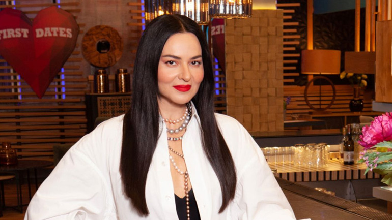 Ζενεβιέβ Μαζαρί: Η εντυπωσιακή τούρτα για το party γενεθλίων της