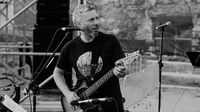 Ο Αλκίνοος Ιωαννίδης live στην Τεχνόπολη