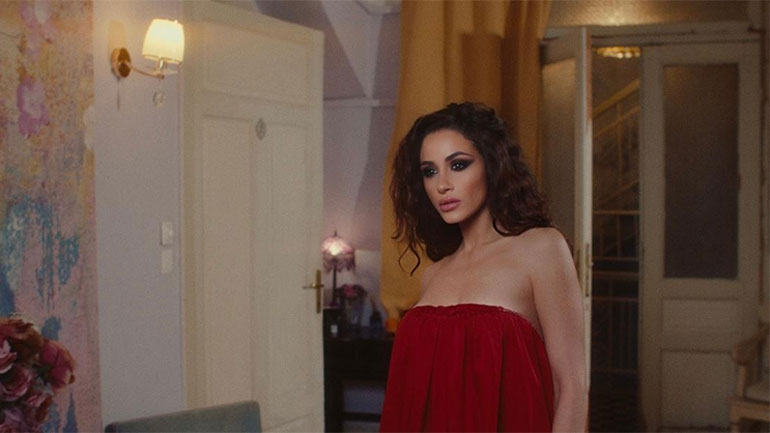 «Για τίποτα δε μετανιώνω»: Ένα νέο τραγούδι από τη Μαρία Κίου