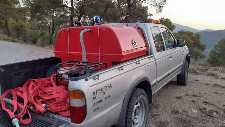 Στη μάχη της πυροπροστασίας δασών λόγω του καύσωνα και ο Ρουβίκωνας