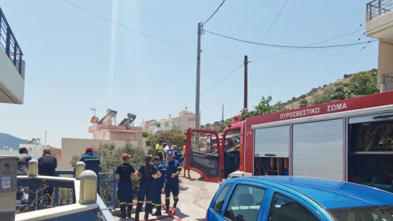 Χαϊδάρι: Φωτιά στο Άνω Δάσος απείλησε σπίτια και την πλαγιά του Ποικίλου