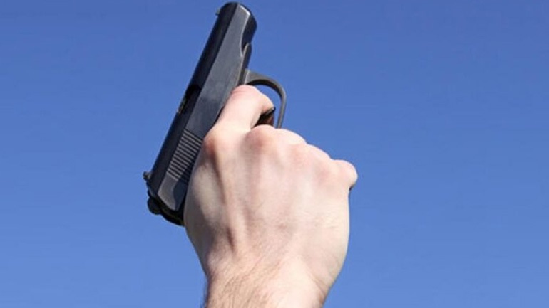 Συνελήφθη άνδρας για άσκοπους πυροβολισμούς στο Ηράκλειο – Βρέθηκαν όπλα στο σπίτι του