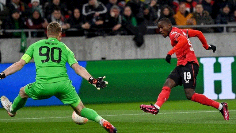 Λεβερκούζεν: Όχι στην Άστον Βίλα για τον Ντιαμπί