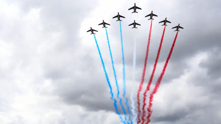 Γαλλία: Εθνική επέτειος με τη χώρα σε κρίση