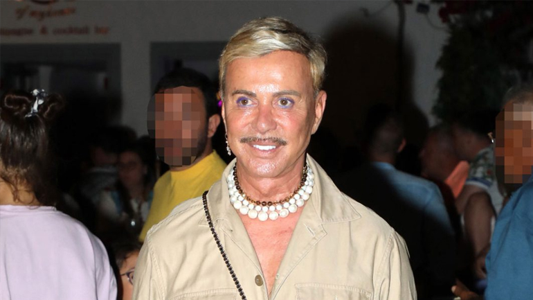 Λάκης Γαβαλάς: Νυχτοπερπατήματα στα στενά της Μυκόνου