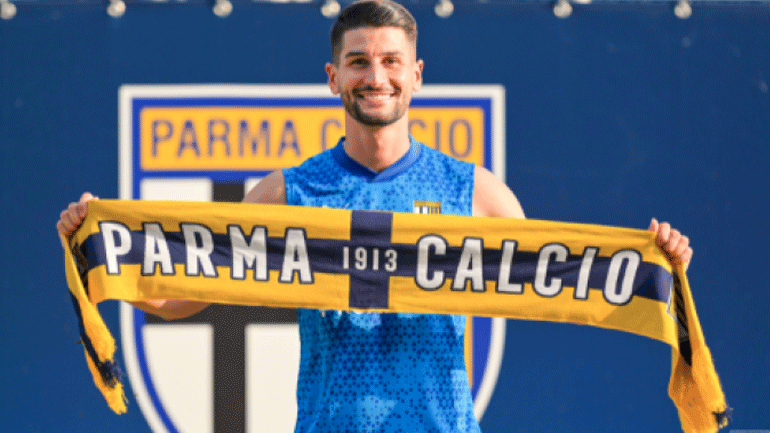 Στην Πάρμα ο Τσόλακ